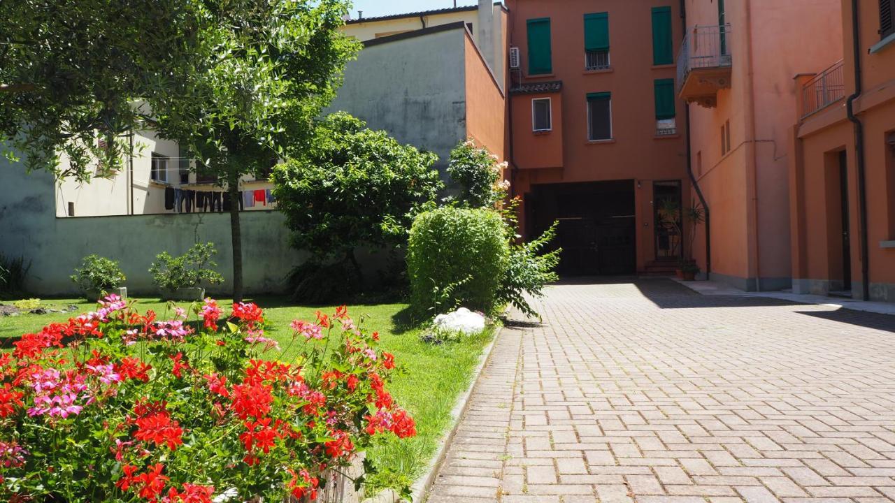 Bed and Breakfast R&B Giardino 34 à Forlì Extérieur photo